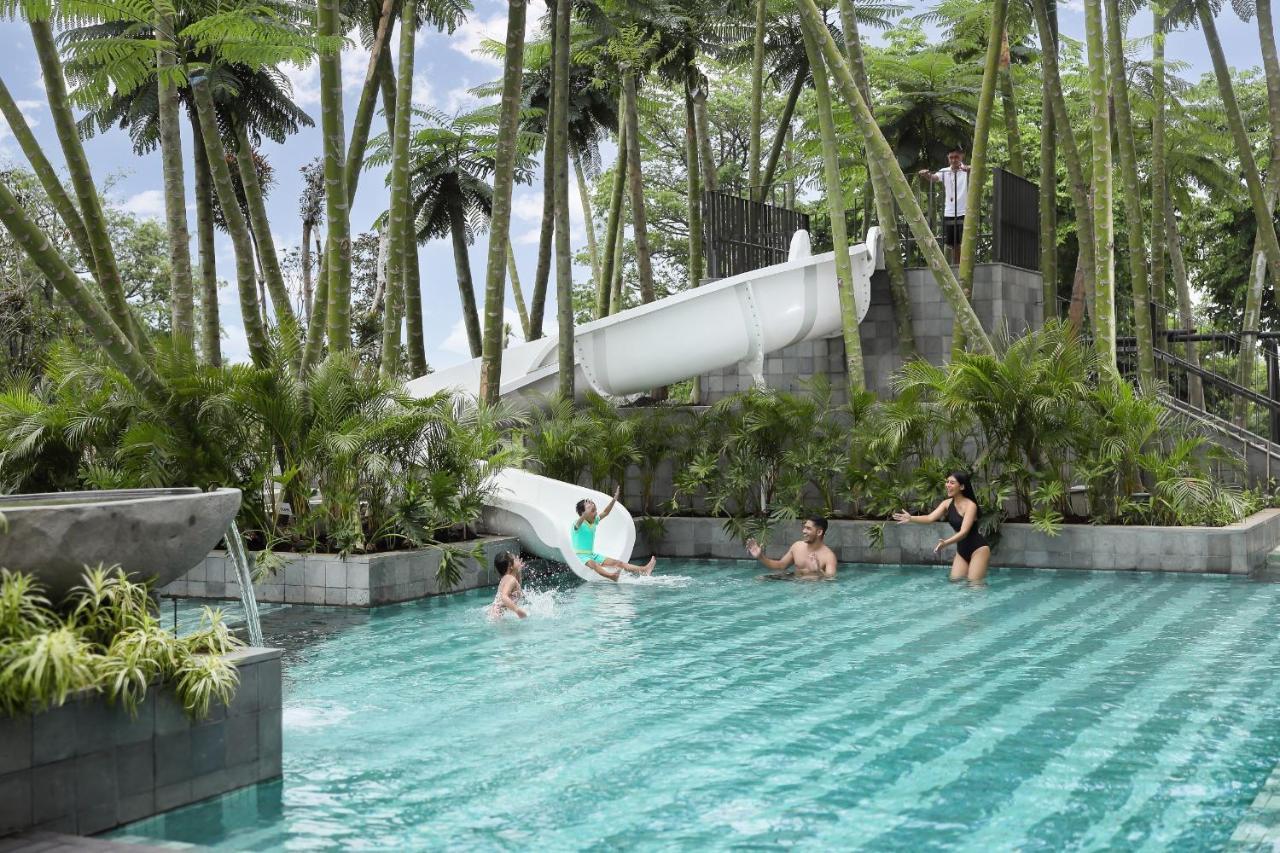 Padma Hotel Semarang Eksteriør billede