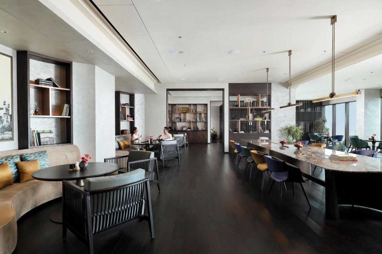 Padma Hotel Semarang Eksteriør billede