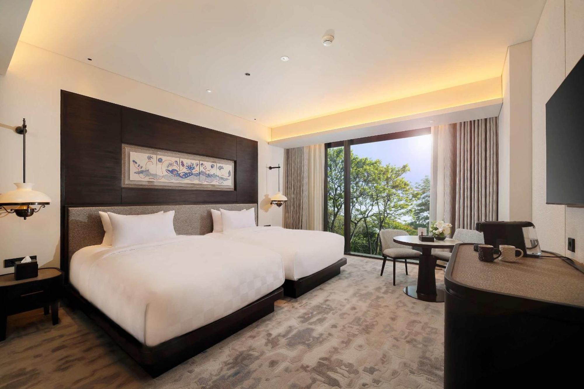 Padma Hotel Semarang Eksteriør billede