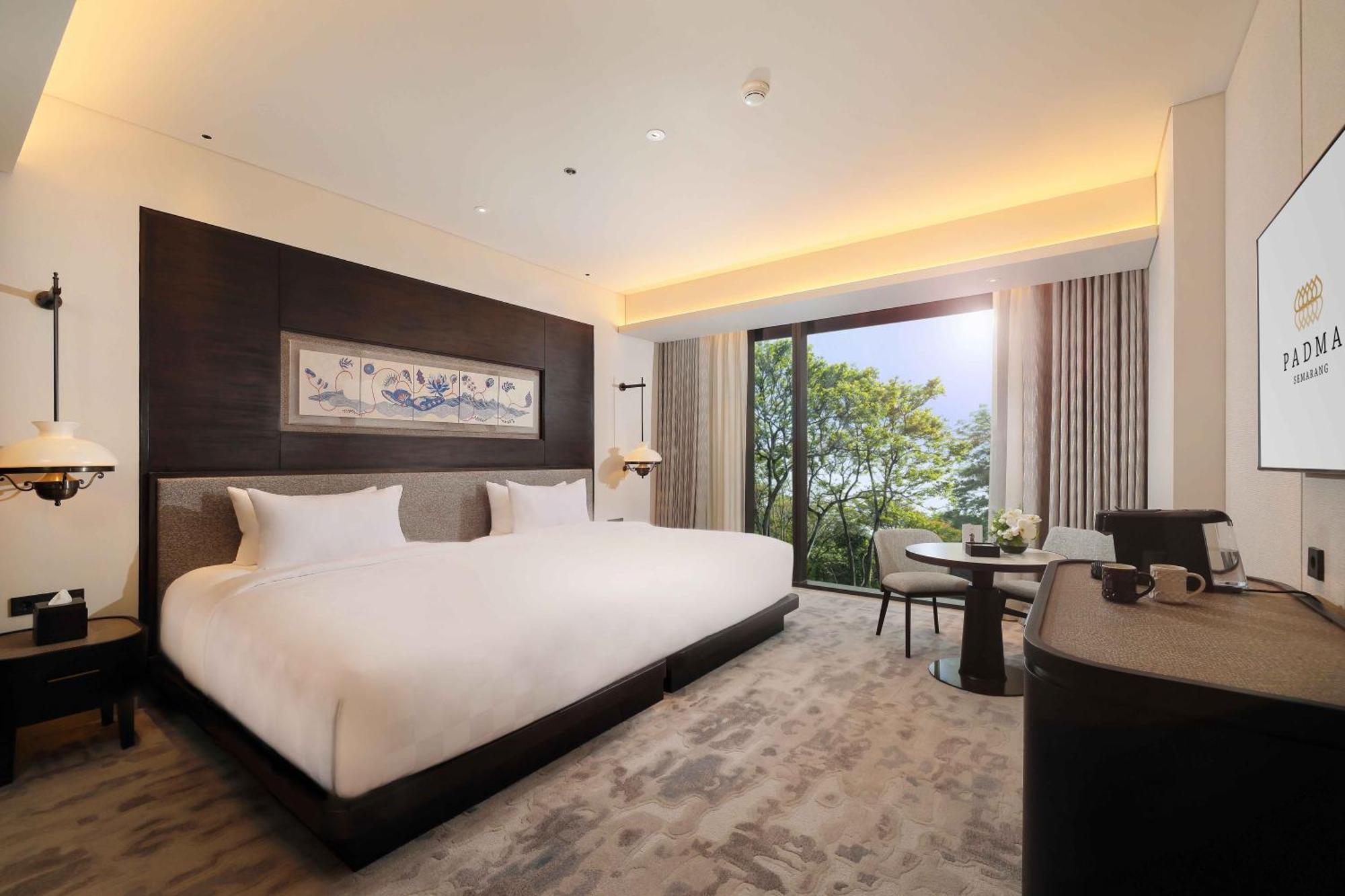 Padma Hotel Semarang Eksteriør billede